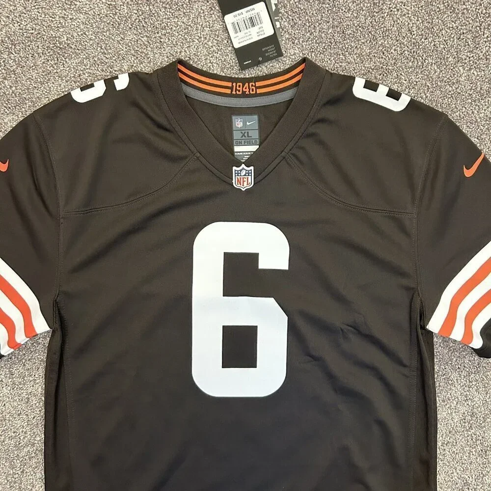 Nike Cleveland Browns NFL Mayfield #6 Football Jersey Youth Size XL - NWT $85